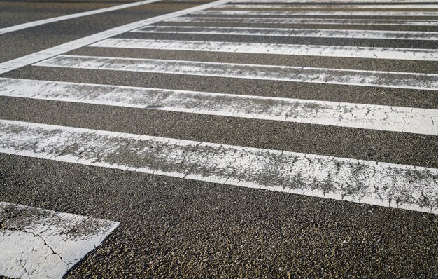 横断歩道の道路