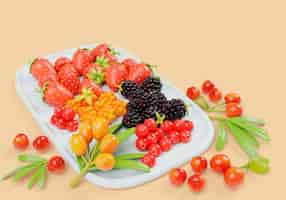 Free PSD 3d illustration with berries still life