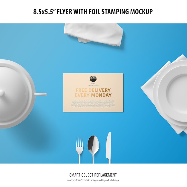 PSD gratuito 8.5x5.5 flyer mockup