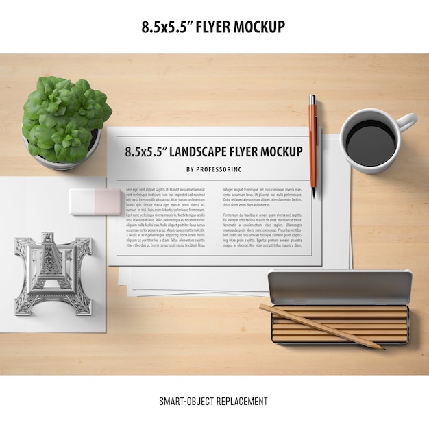 PSD gratuito 8.5x5.5 flyer mockup