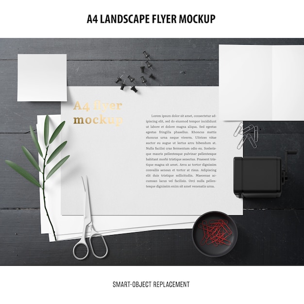 PSD gratuito mockup di flyer orizzontale a4