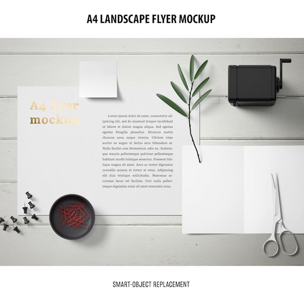 PSD gratuito mockup di flyer orizzontale a4