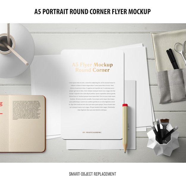 Free PSD a5 round corner flyer mockup