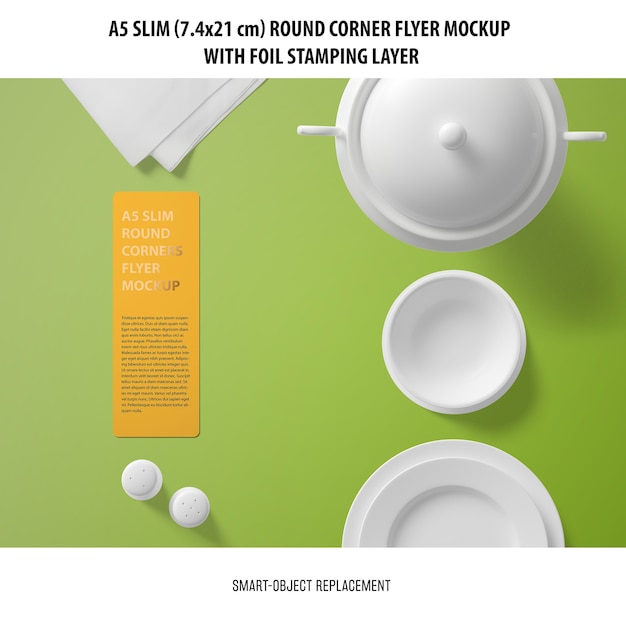 PSD gratuito a5 slim flyer mockup