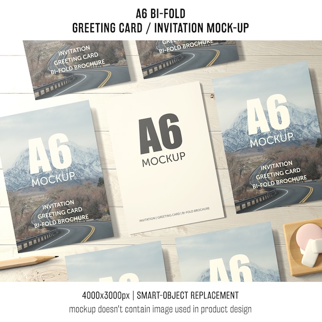 PSD gratuito a6 mockup di biglietti di auguri bi-fold di sette