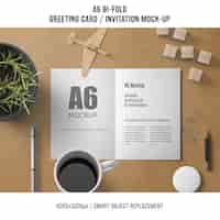 Free PSD a6 bi-fold greeting card template with coffee