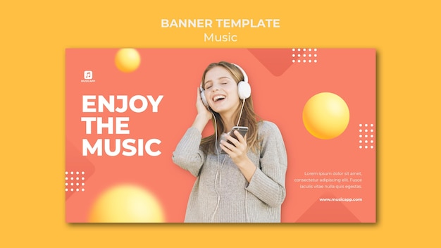 헤드폰을 착용 한 여성과 온라인으로 음악을 스트리밍하기위한 배너 템플릿