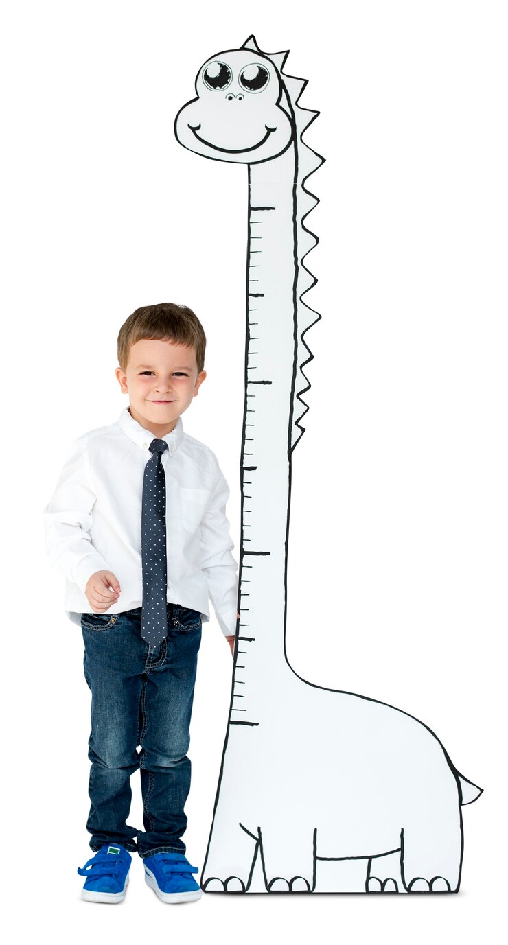 Free PSD boy next to growth scale