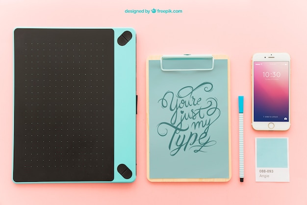 Free PSD clipboard, smartphone, instant photo and graphic tablet