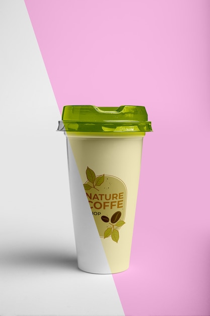 Free PSD | Coffee cup with lid