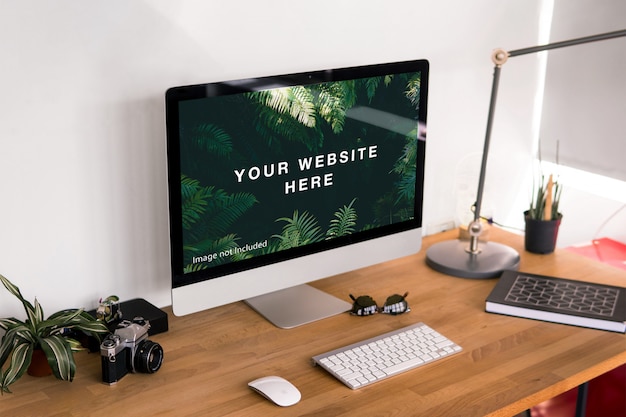 Download Free PSD | Realistic computer mock up