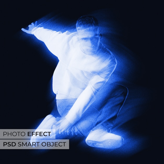 Free PSD dreamy motion blur photo effect