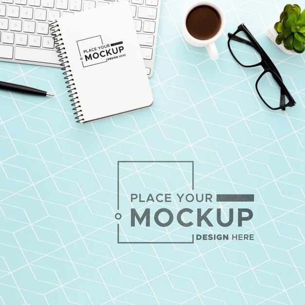 Download Free Psd Stationery Concept With Square Flyer Mockup PSD Mockup Templates