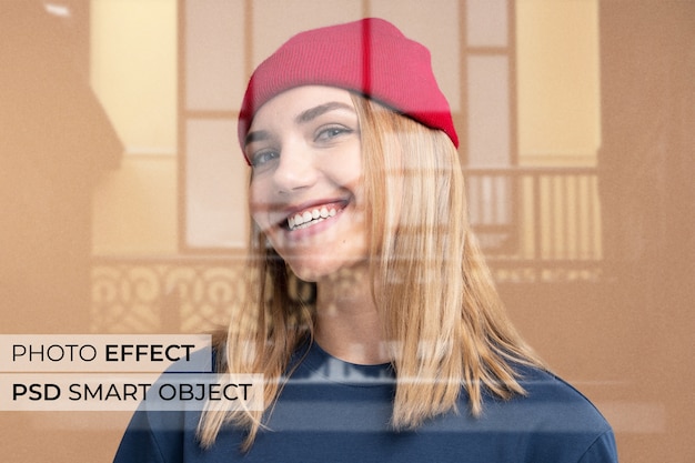 Free PSD glass reflection photo effect