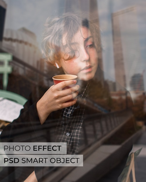 Free PSD glass reflection photo effect