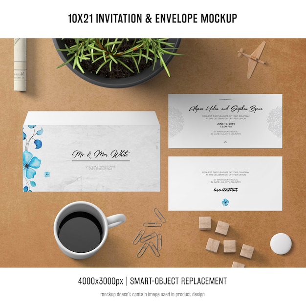 PSD gratuito invito e busta mockup