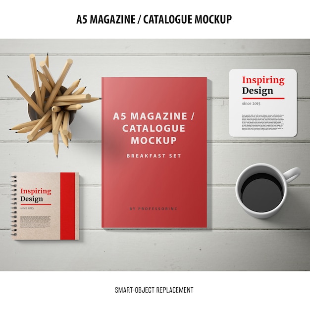 PSD gratuito mockup catalogo rivista