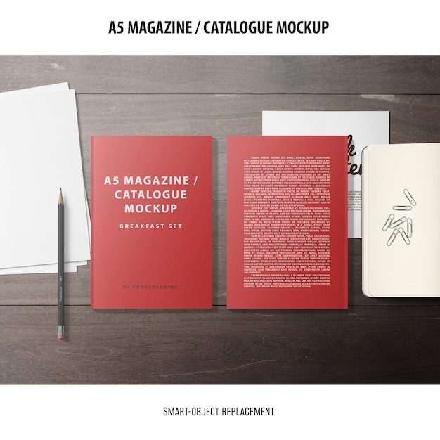 PSD gratuito mockup catalogo rivista