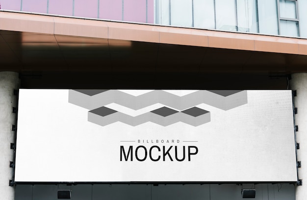 Free PSD minimal large-scale horizontal billboard mockup