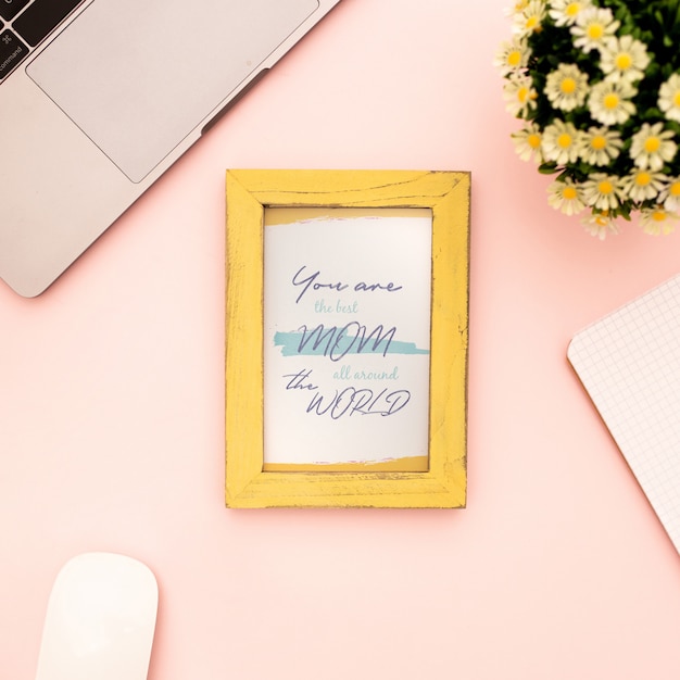 Free PSD mother's day mockup frame