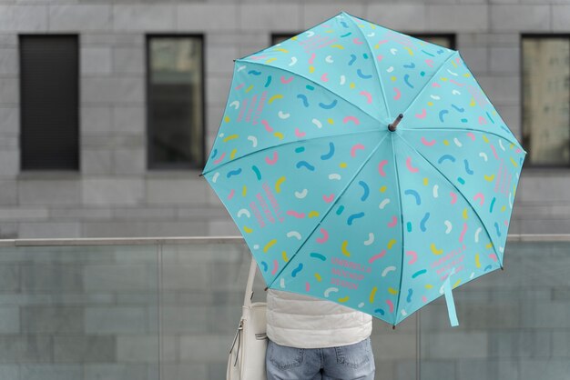 下雨模板