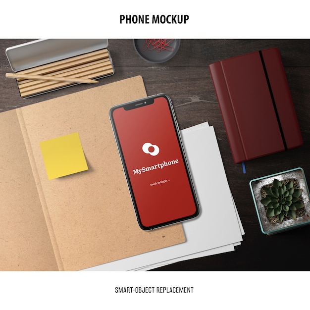 PSD gratuito mockup schermo del telefono