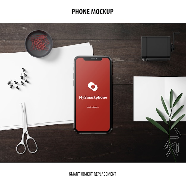 PSD gratuito mockup schermo del telefono