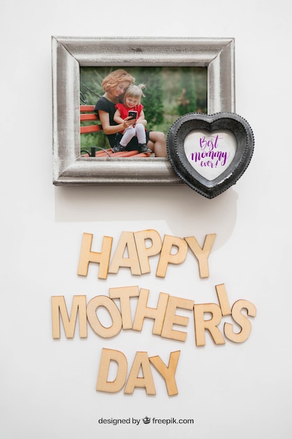 Free PSD photo frame with heart for mothers day