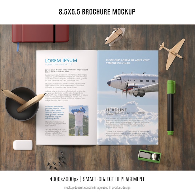 PSD gratuito portrait brochure mockup