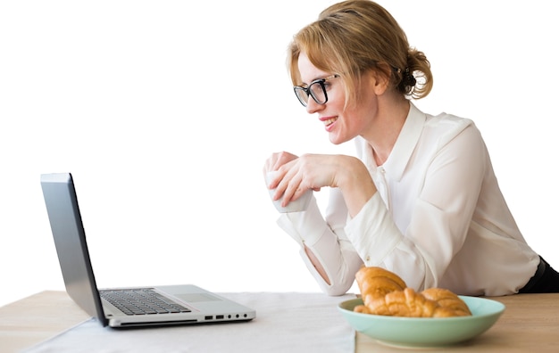 Free PSD portrait of woman using laptop computer