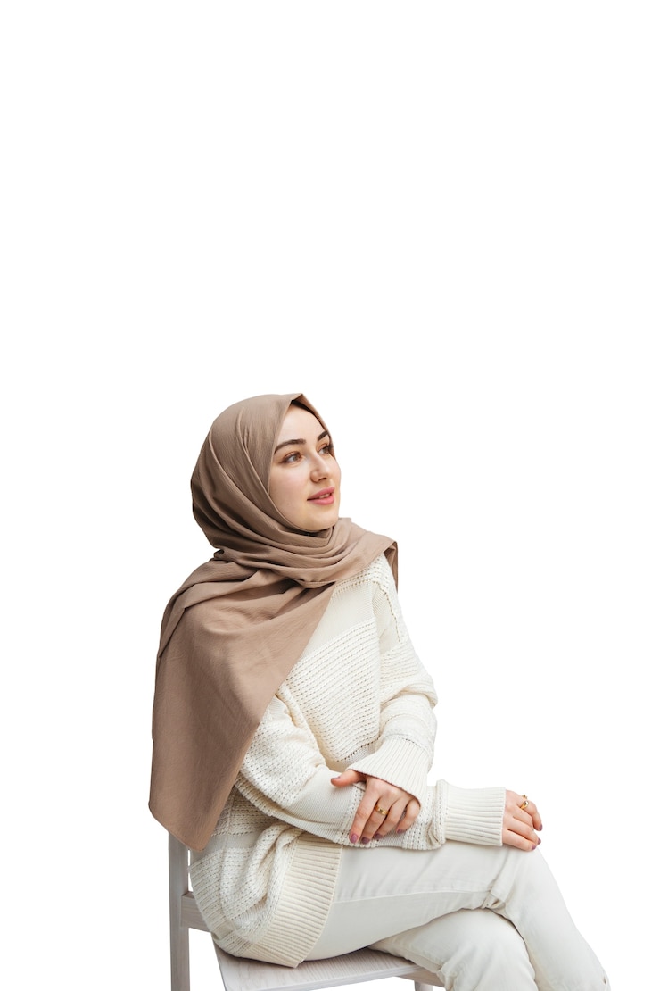 Free PSD portrait of woman wearing hijab
