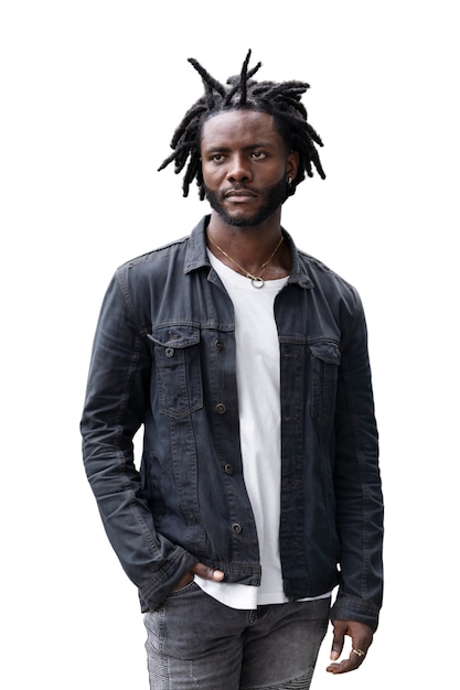 Ritratto di giovane con acconciatura afro dreadlocks