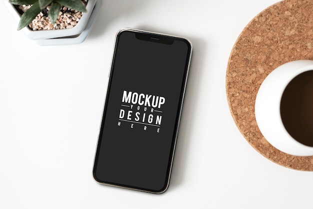 PSD gratuito modello di mockup dello schermo del telefono cellulare premium