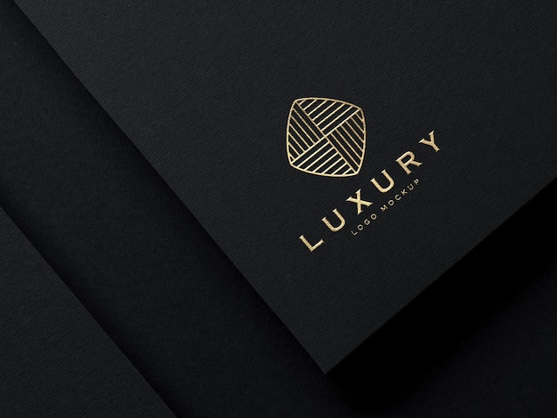 Logo mockup paper gold | Premium PSD File