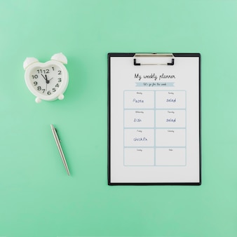 Download Top view weekly planner with mock-up | Free PSD File