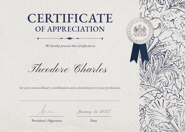 Modello di certificato floreale vintage psd in stile elegante