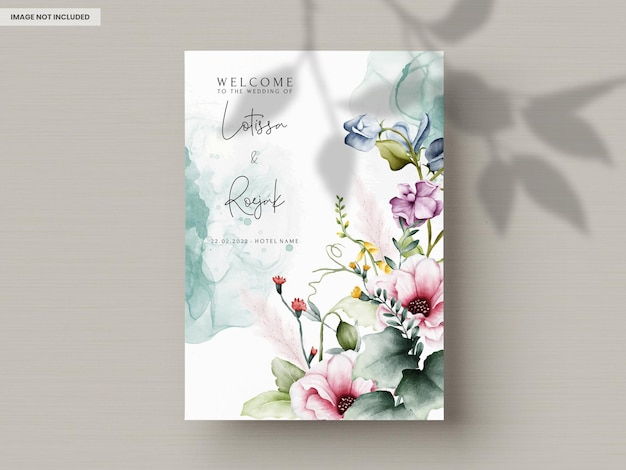 Free PSD wedding invitation card with flowers and leaves watercolor