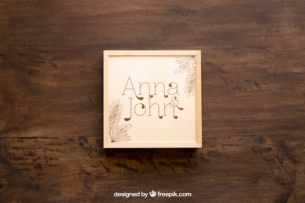 Download Free Psd Wooden Box Mockup