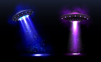 免费矢量3d ufo，矢量外星飞船与蓝色和紫色光束与火花。飞碟照明和明亮的光线为人类绑架，不明飞行物现实矢量插图