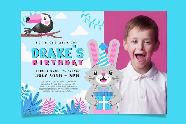 Free vector animals birthday invitation template with photo