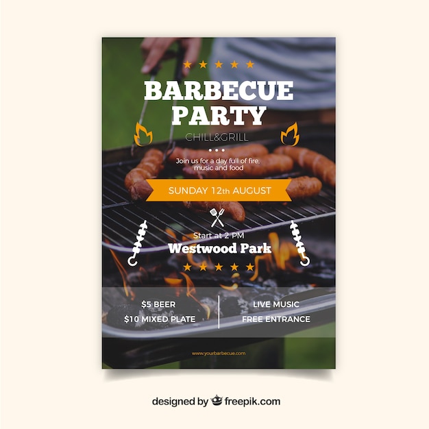 Free vector barbecue party invitation with photo