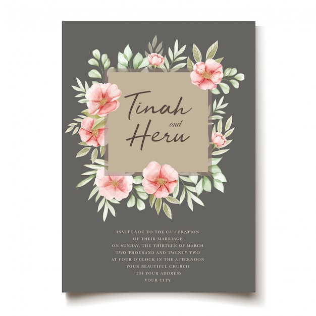 꽃 화 환으로 아름 다운 결혼식 초대 카드