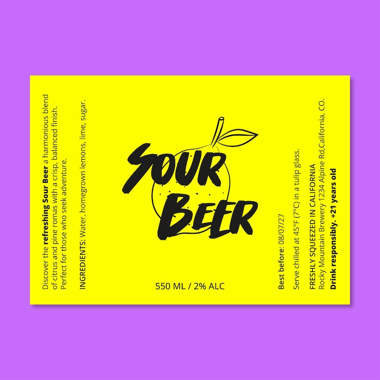 Free Vector beer bottle label template design