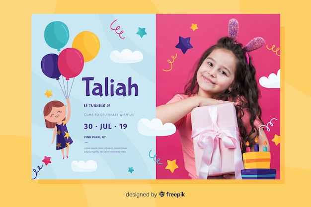 Free vector birthday invitation concept with photo