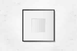 Free vector black blank frame on the wall