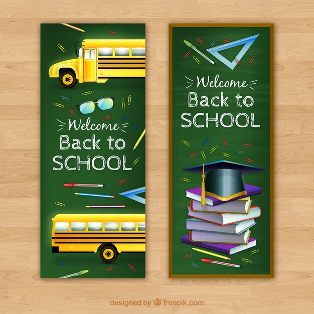 Блочные доски со школьным материалом и автобусом