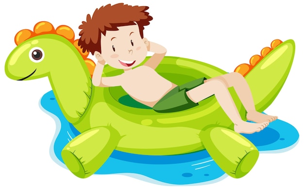 Мальчик, лежащий на кольце для плавания динозавров в изолированной воде