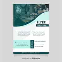 Free vector business flyer template