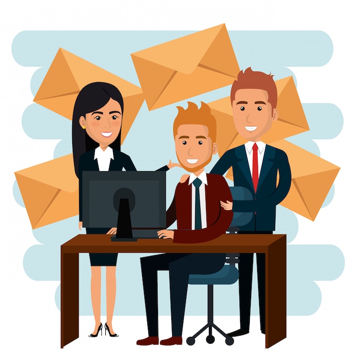 Free Vector businesspeople in the office with e-mail marketing icons