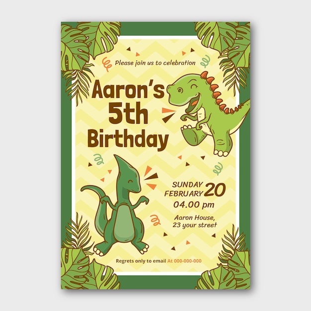 Vettore gratuito modello dell'invito di compleanno del dinosauro del fumetto